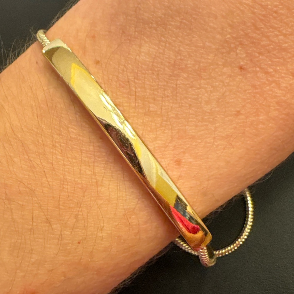 Ann Taylor adjustable bolo slider gold bracelet